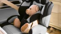 Autostol - barnesæde - bil - sikkerhed - baby - bamse - tilbehør