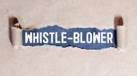 Whistleblower - pap revet i stykker - blå og beige baggrund